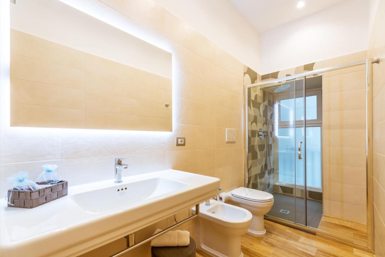 Hotel La Dimora Di Don Antonio A Toledo Napoli Esterno foto
