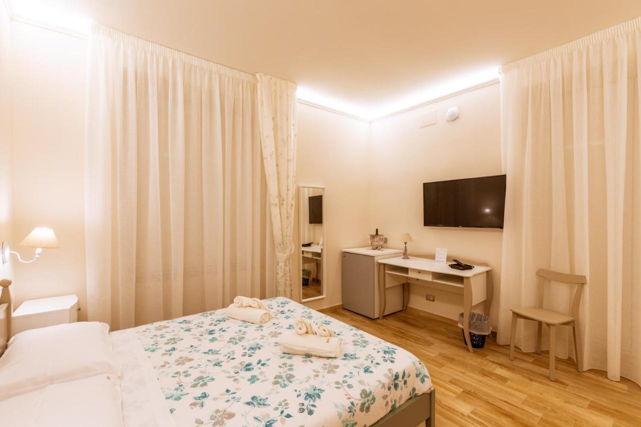 Hotel La Dimora Di Don Antonio A Toledo Napoli Esterno foto