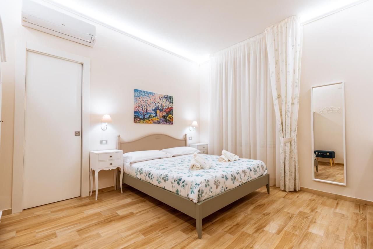 Hotel La Dimora Di Don Antonio A Toledo Napoli Esterno foto