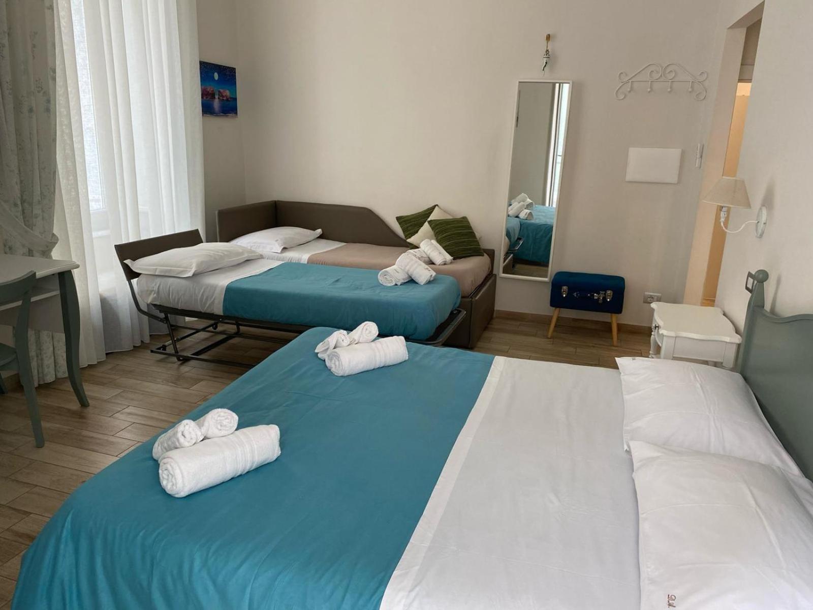 Hotel La Dimora Di Don Antonio A Toledo Napoli Esterno foto